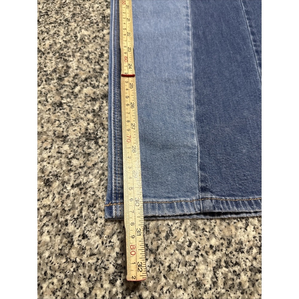 American Eagle Jeans Women's Low Rise Ultra Wide Leg Baggy Style Denim Size 4 - Picture 4 of 12